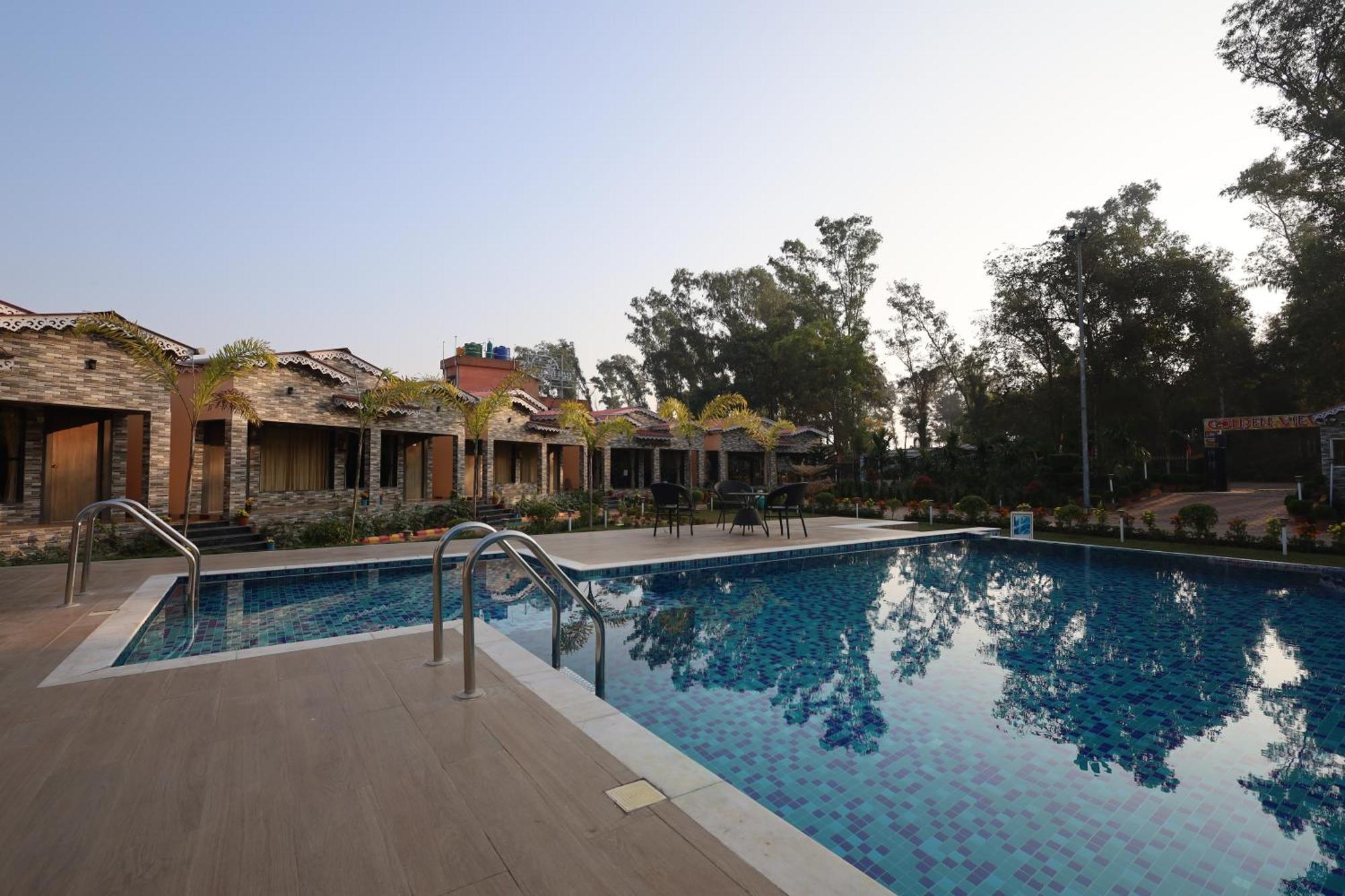 Golden View Resort And Restaurant Tajpur Exterior foto